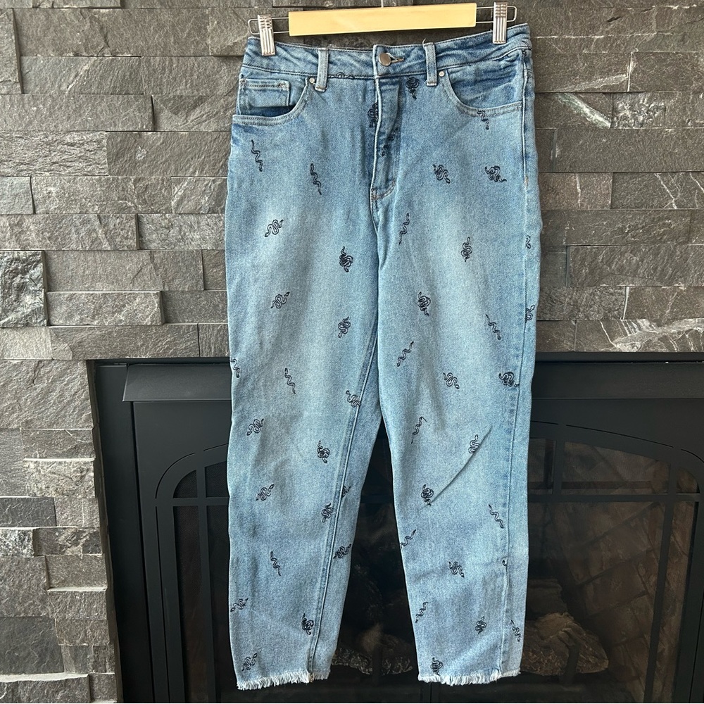 Tinseltown High Rise Jeans with Snake Embroidery